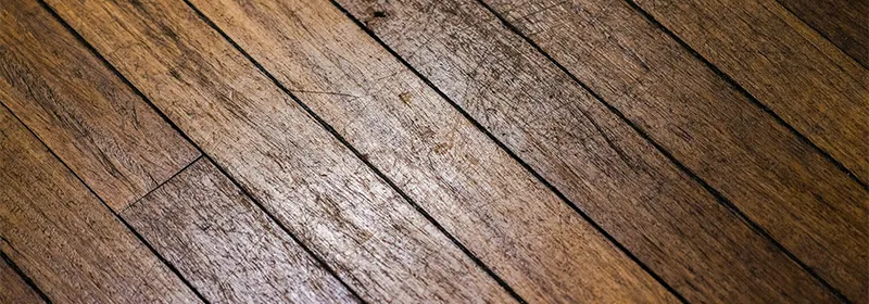 Restauracija starog parketa ili novi pod: Šta se zaista više isplati?