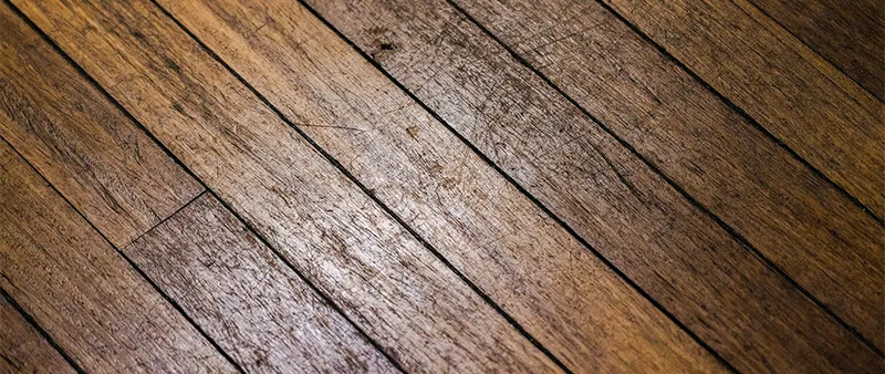 Restauracija starog parketa ili novi pod: Šta se zaista više isplati?